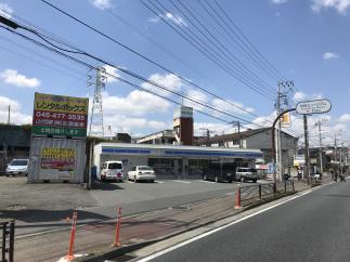 ﾛｰｿﾝ 鶴見末吉橋店、加瀬のﾄﾗﾝｸﾙｰﾑ