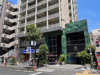 MODIS新宿区役所通り、ローソン