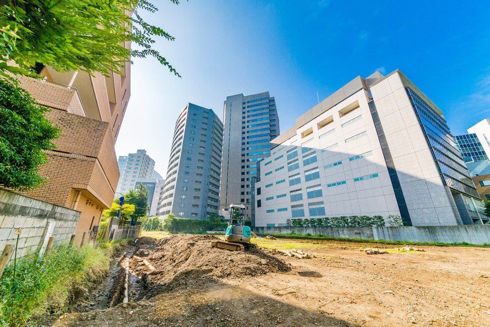 オフィス街の空き地を貸事務所として利用