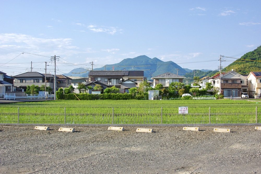 田んぼを駐車場として土地活用する